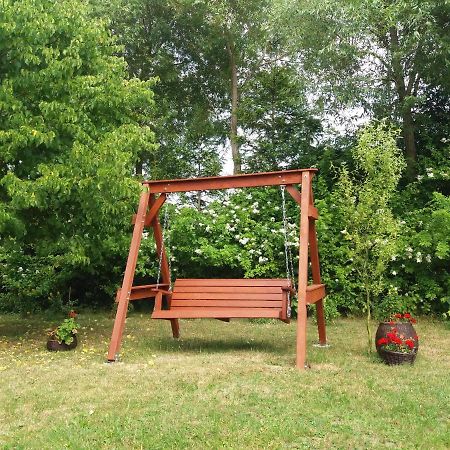 Agroturystyka I Domki Zacisze Ярославец Екстериор снимка